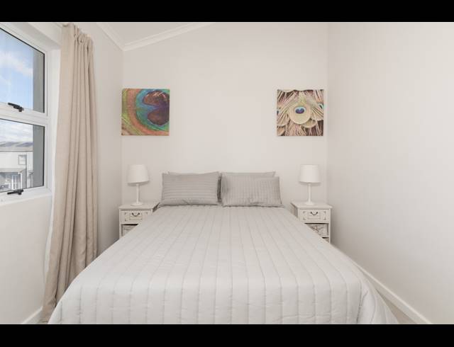 2 BEDROOM DUPLEX FOR SALE IN STRATFORD GREEN